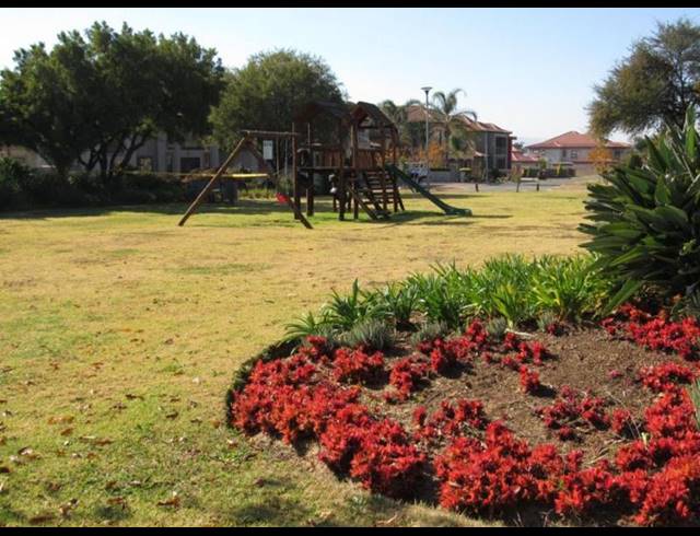 LAND FOR SALE IN SAVANNAH COUNTRY ESTATE